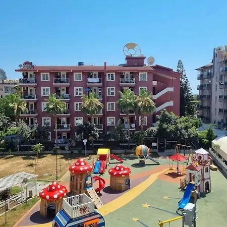 Luxury 2+1 San In The Center Of * Alanya